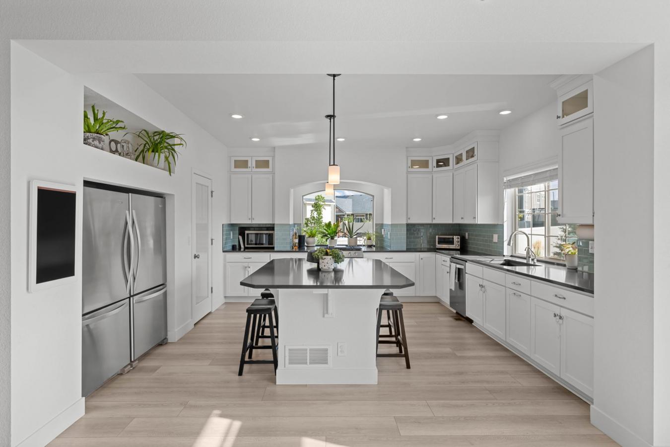 Denver, Denver County, 80249, United States, 5 Bedrooms Bedrooms, ,5 BathroomsBathrooms,Residential,For Sale,1946473