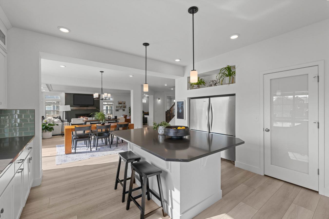 Denver, Denver County, 80249, United States, 5 Bedrooms Bedrooms, ,5 BathroomsBathrooms,Residential,For Sale,1946473