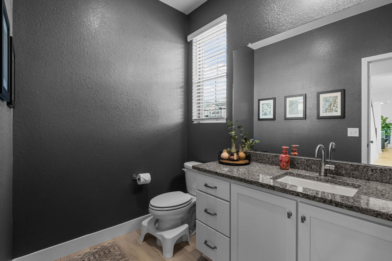 Denver, Denver County, 80249, United States, 5 Bedrooms Bedrooms, ,5 BathroomsBathrooms,Residential,For Sale,1946473