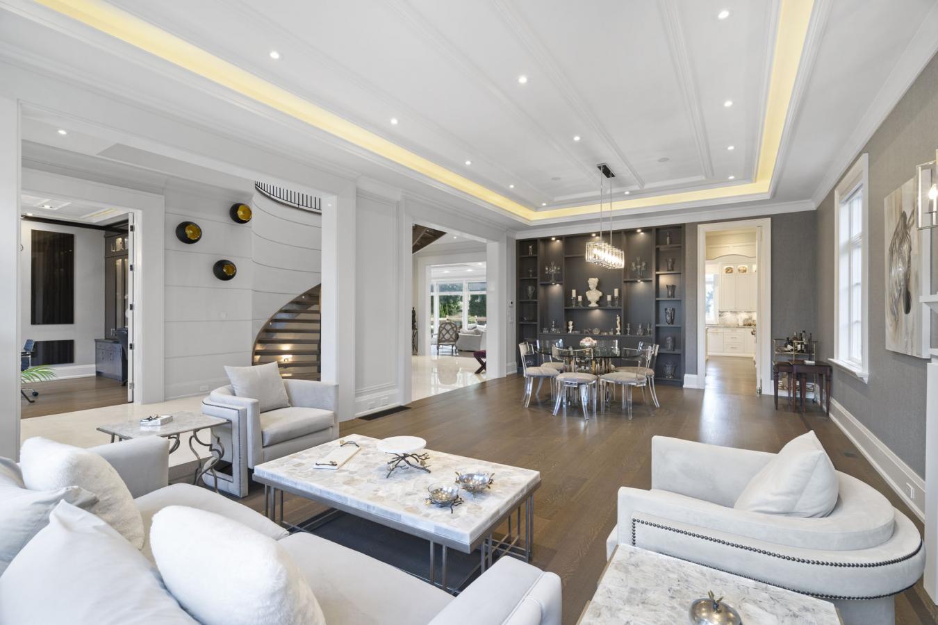 Toronto, ON, M2L 1X6, Canada, 5 Bedrooms Bedrooms, ,8 BathroomsBathrooms,Residential,For Sale,1946472