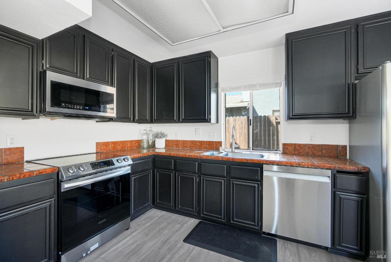 Benicia, Solano, 94510, United States, 3 Bedrooms Bedrooms, ,1 BathroomBathrooms,Residential,For Sale,2001312