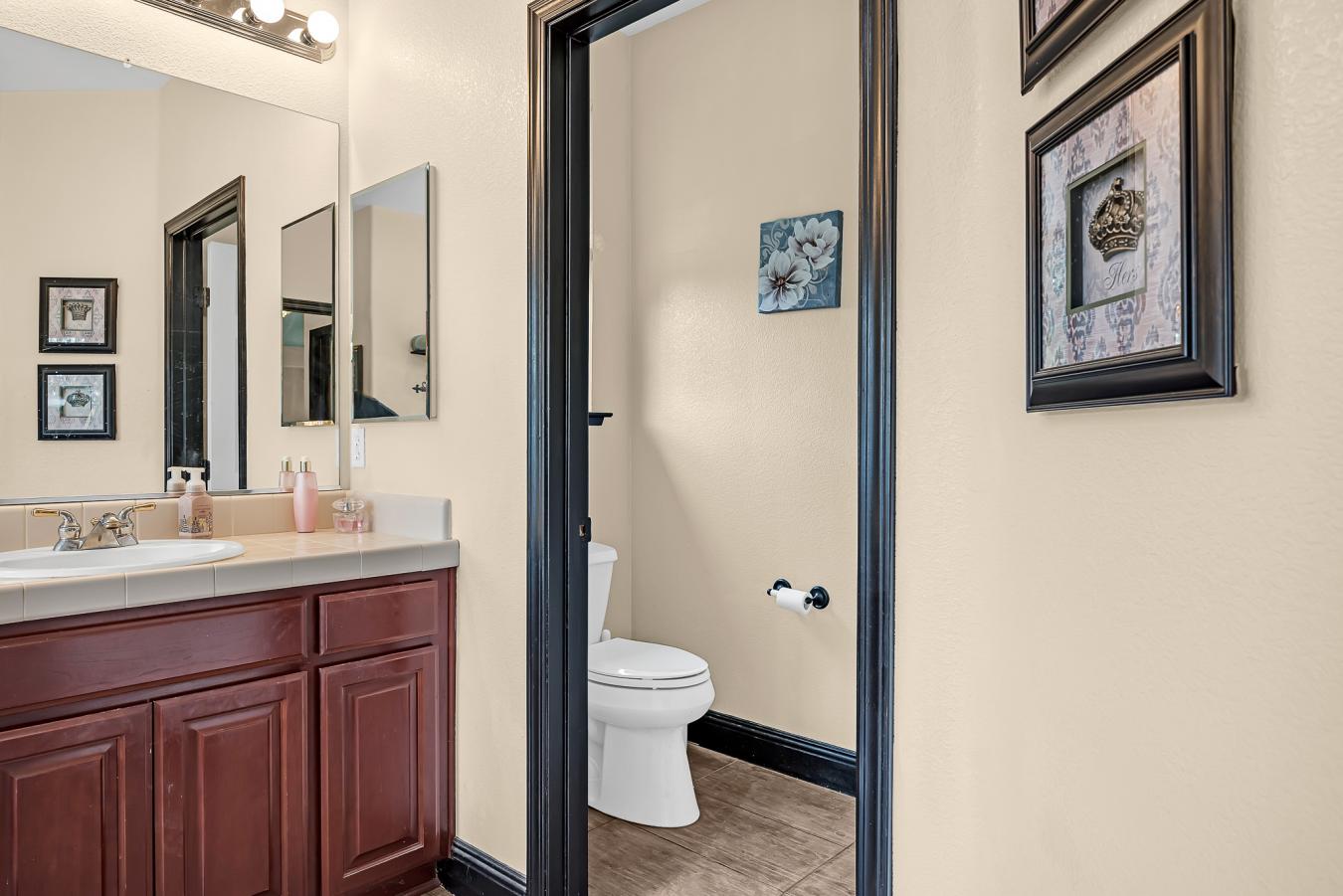 Rescue, El Dorado, 95672, United States, 5 Bedrooms Bedrooms, ,3 BathroomsBathrooms,Residential,For Sale,1946828