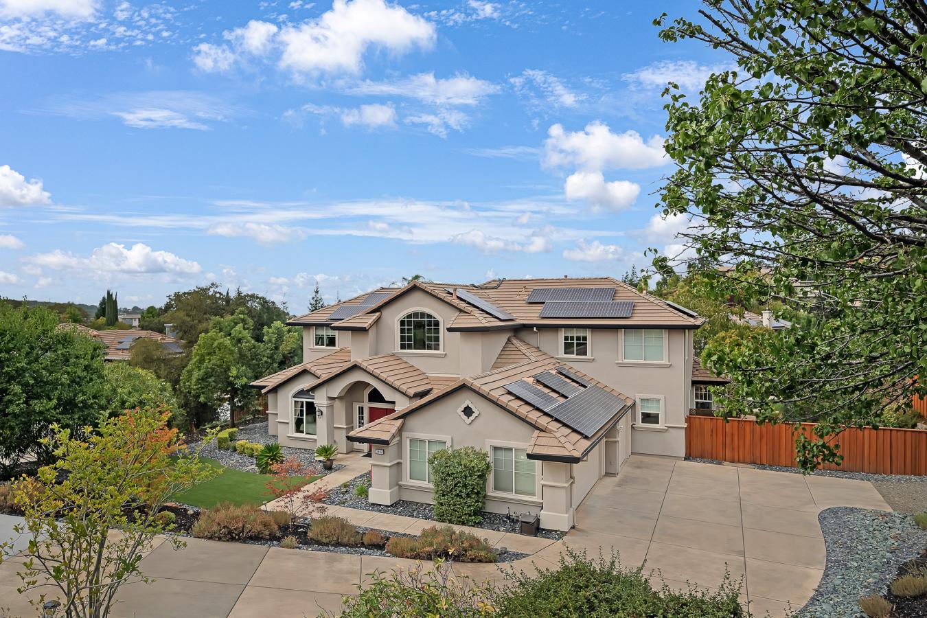 Rescue, El Dorado, 95672, United States, 5 Bedrooms Bedrooms, ,3 BathroomsBathrooms,Residential,For Sale,1946828