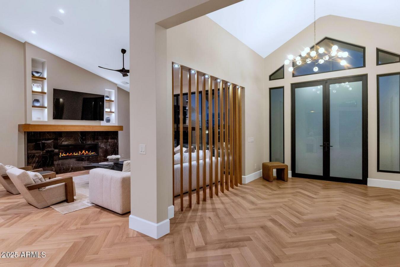 Paradise Valley, Arizona, 85253, United States, 4 Bedrooms Bedrooms, ,4 BathroomsBathrooms,Residential,For Sale,1946471