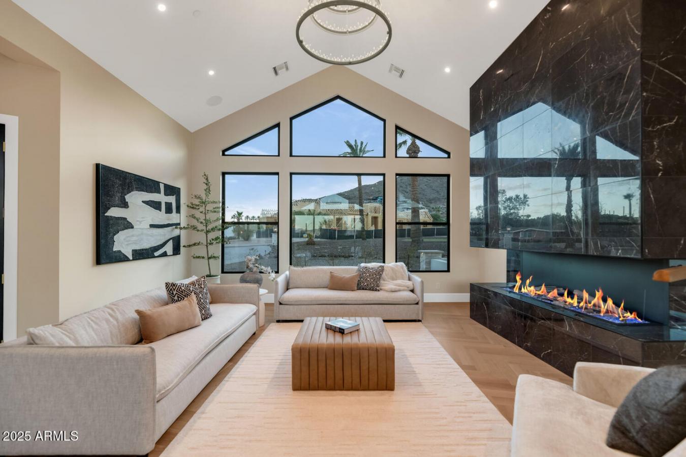 Paradise Valley, Arizona, 85253, United States, 4 Bedrooms Bedrooms, ,4 BathroomsBathrooms,Residential,For Sale,1946471