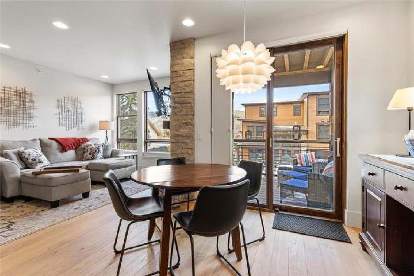 Silverthorne, Summit, 80498, United States, 2 Bedrooms Bedrooms, ,2 BathroomsBathrooms,Residential,For Sale,1946827