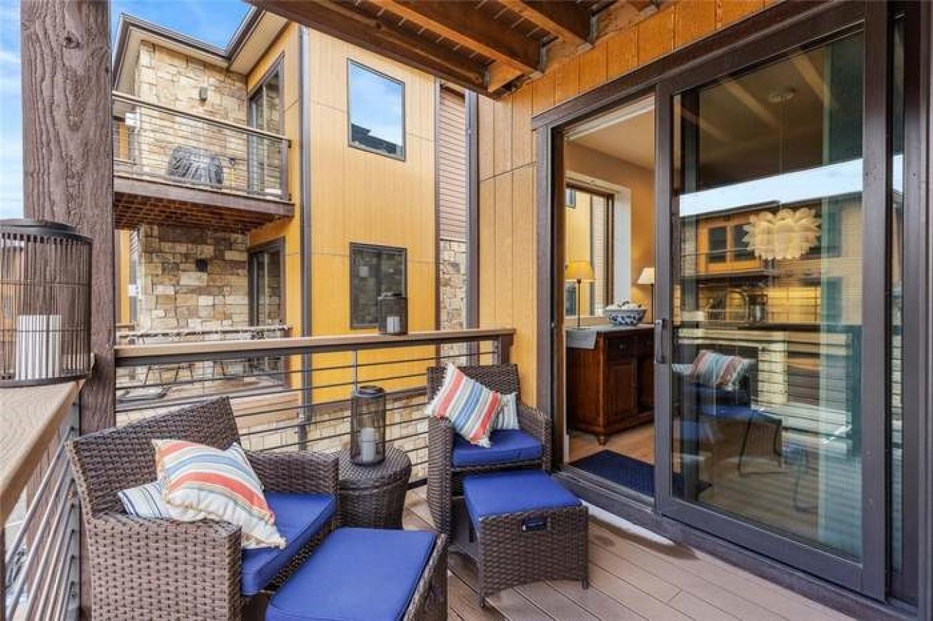 Silverthorne, Summit, 80498, United States, 2 Bedrooms Bedrooms, ,2 BathroomsBathrooms,Residential,For Sale,1946827