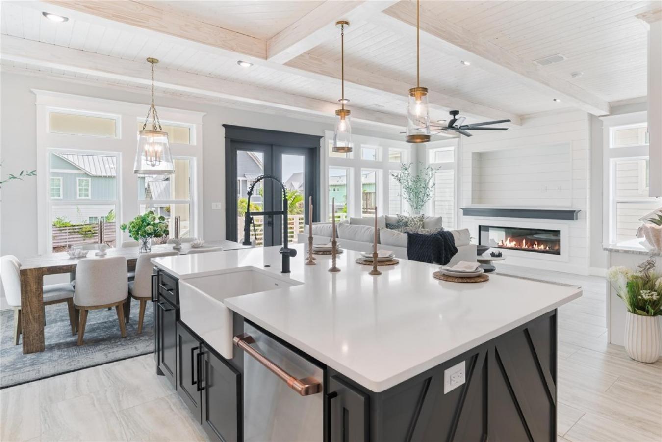 Port Aransas, Nueces, 78373, United States, 5 Bedrooms Bedrooms, ,Residential,For Sale,1946825