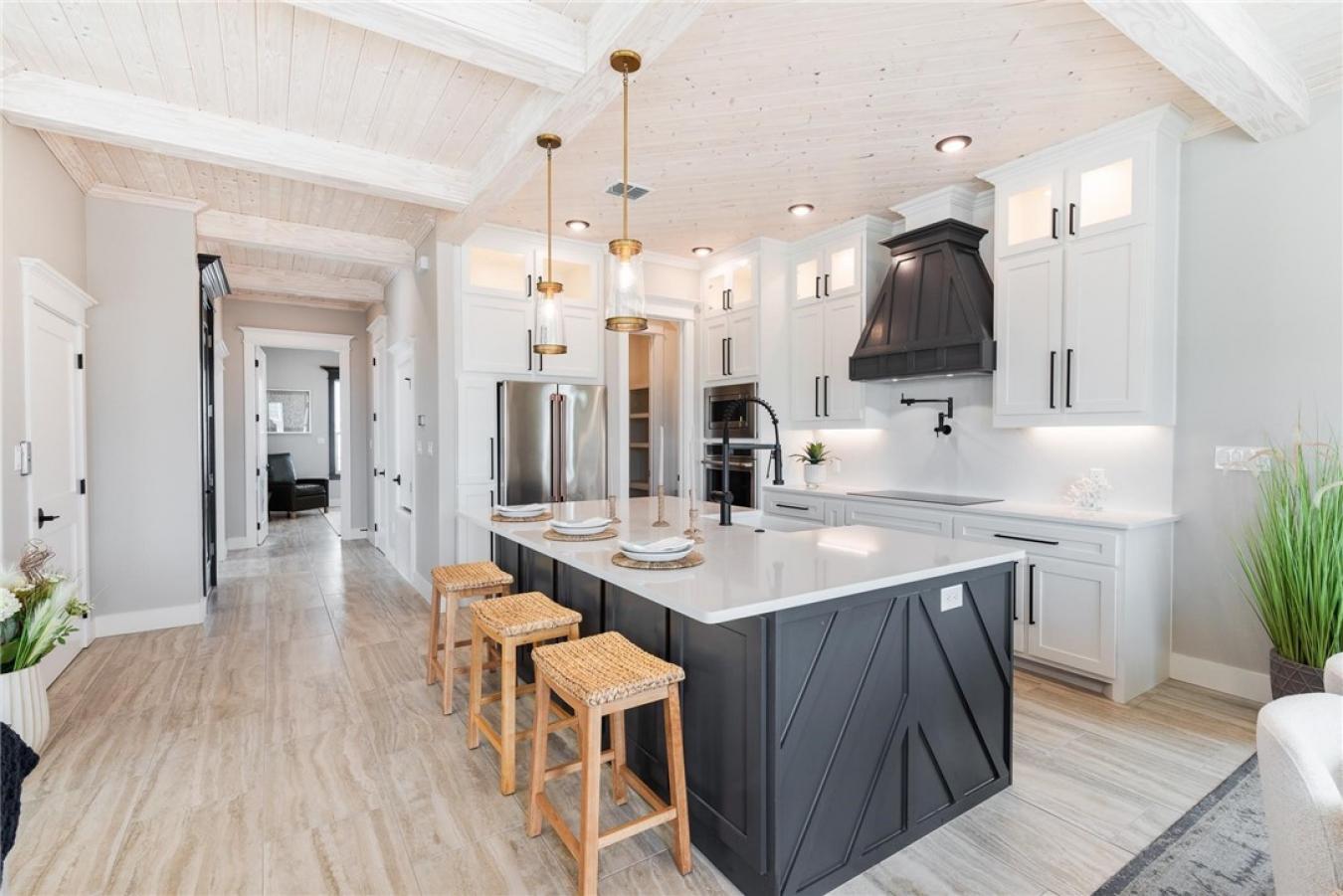 Port Aransas, Nueces, 78373, United States, 5 Bedrooms Bedrooms, ,Residential,For Sale,1946825