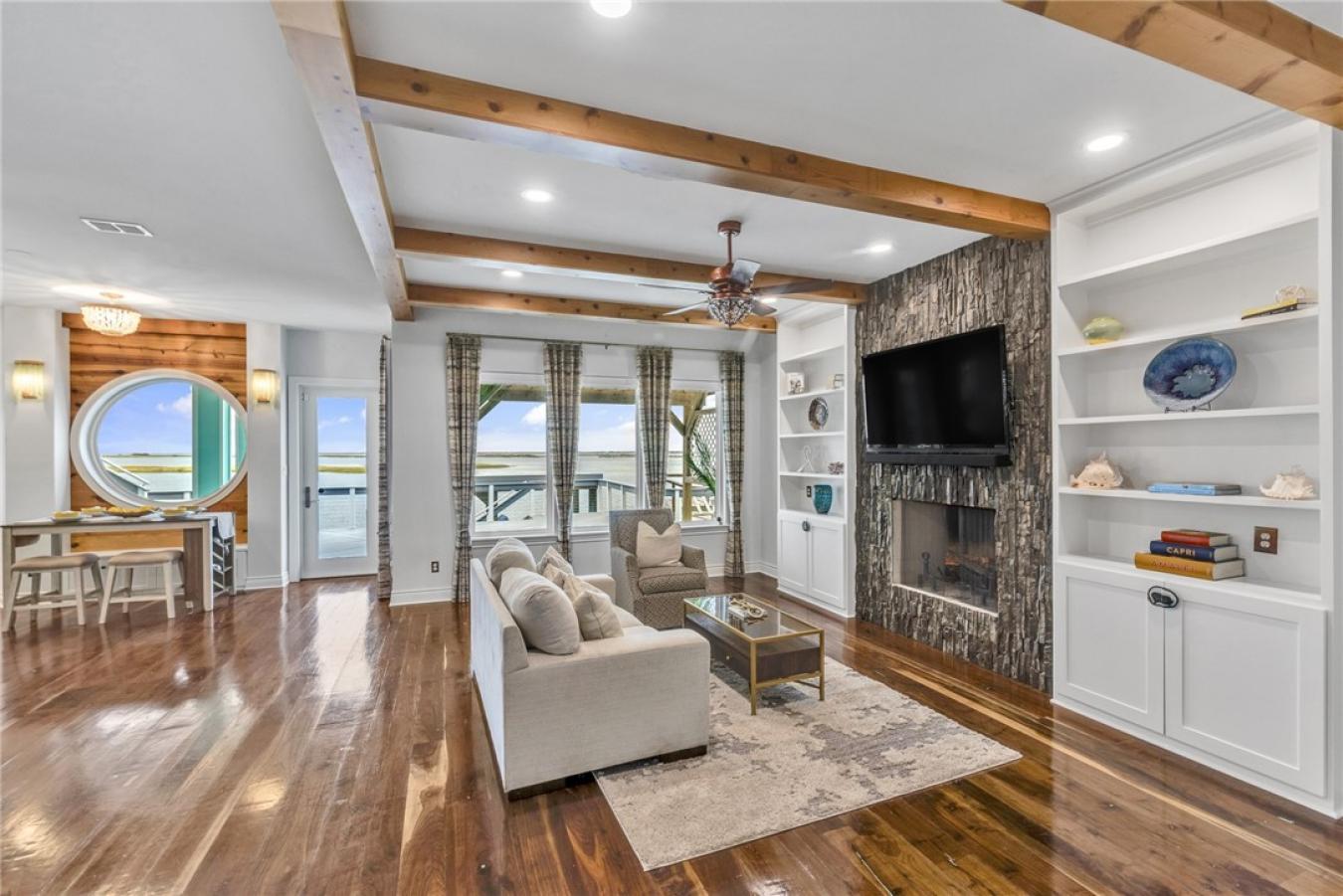 Corpus Christi, Nueces, 78418, United States, 6 Bedrooms Bedrooms, ,4 BathroomsBathrooms,Residential,For Sale,1946824