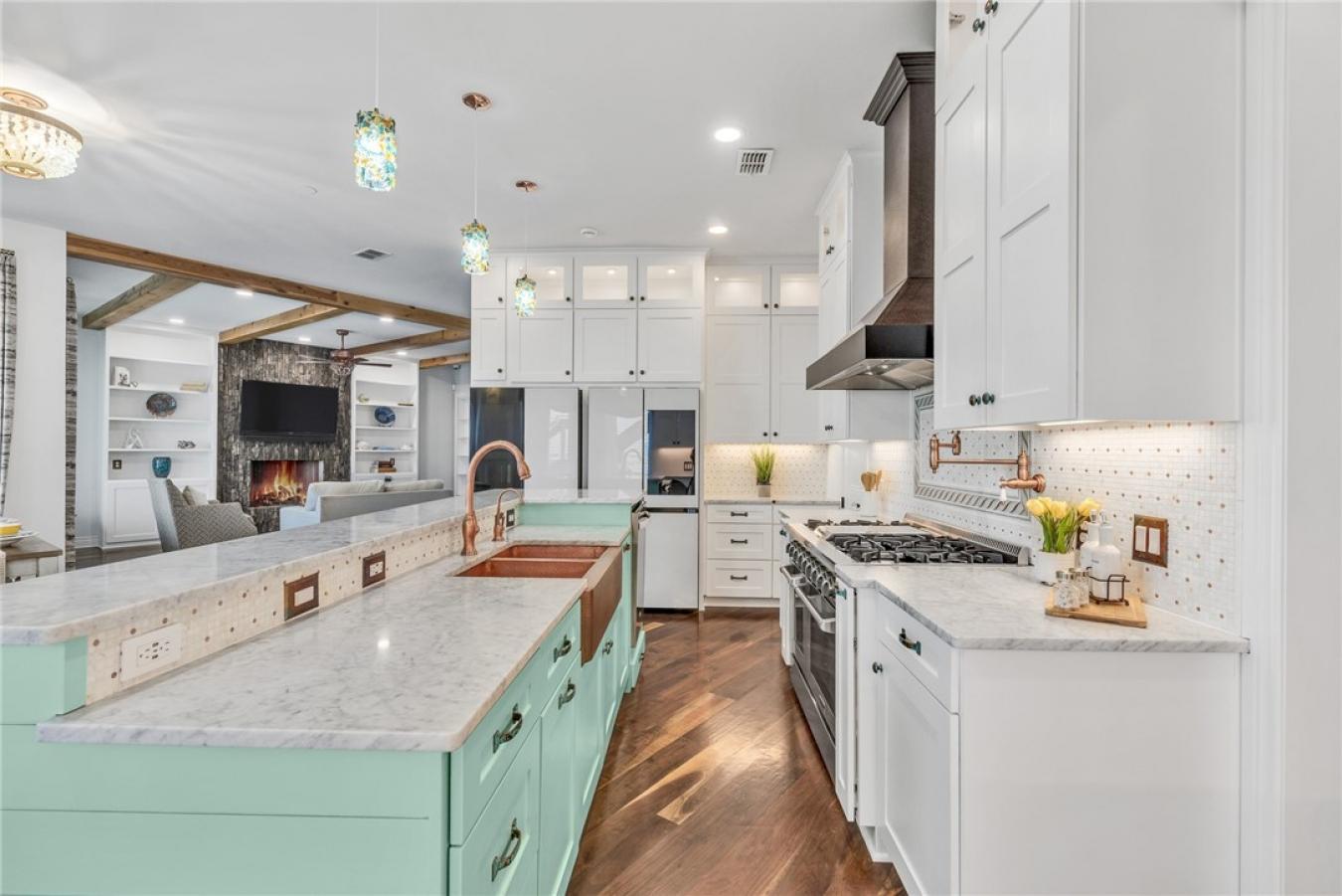 Corpus Christi, Nueces, 78418, United States, 6 Bedrooms Bedrooms, ,4 BathroomsBathrooms,Residential,For Sale,1946824