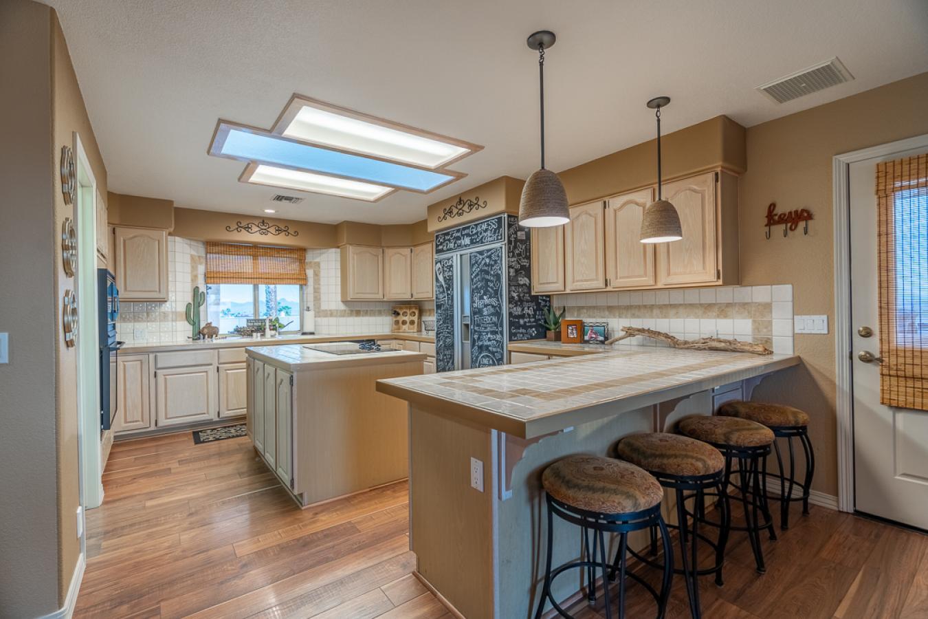 Lake Havasu City, Arizona, 86404, United States, 3 Bedrooms Bedrooms, ,2 BathroomsBathrooms,Residential,For Sale,1946470