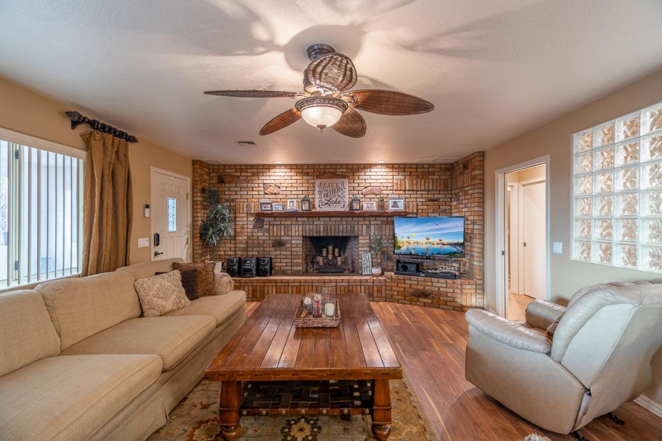 Lake Havasu City, Arizona, 86404, United States, 3 Bedrooms Bedrooms, ,2 BathroomsBathrooms,Residential,For Sale,1946470