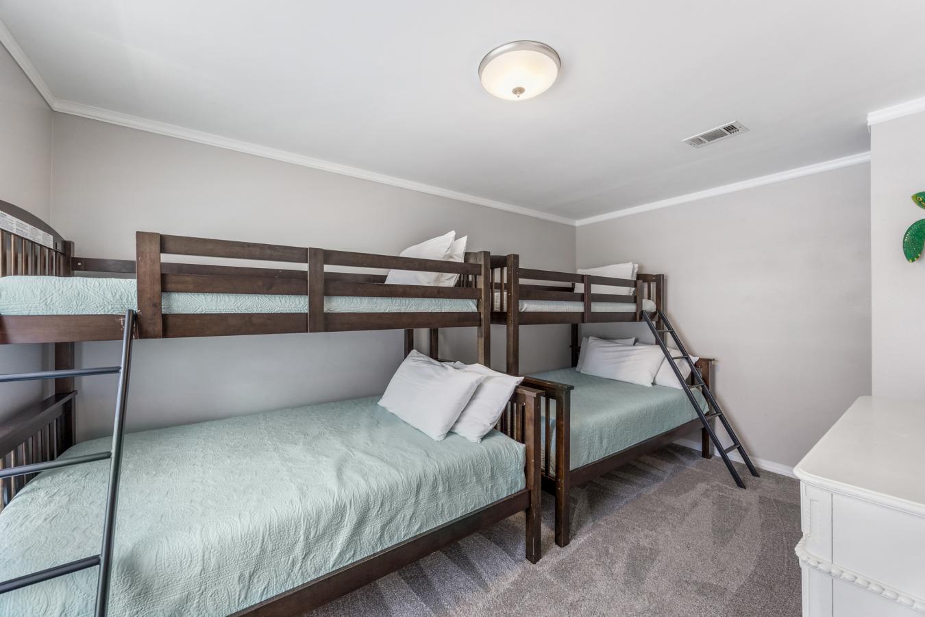 Destin, Okaloosa, 32541, United States, 3 Bedrooms Bedrooms, ,3 BathroomsBathrooms,Residential,For Sale,1946821