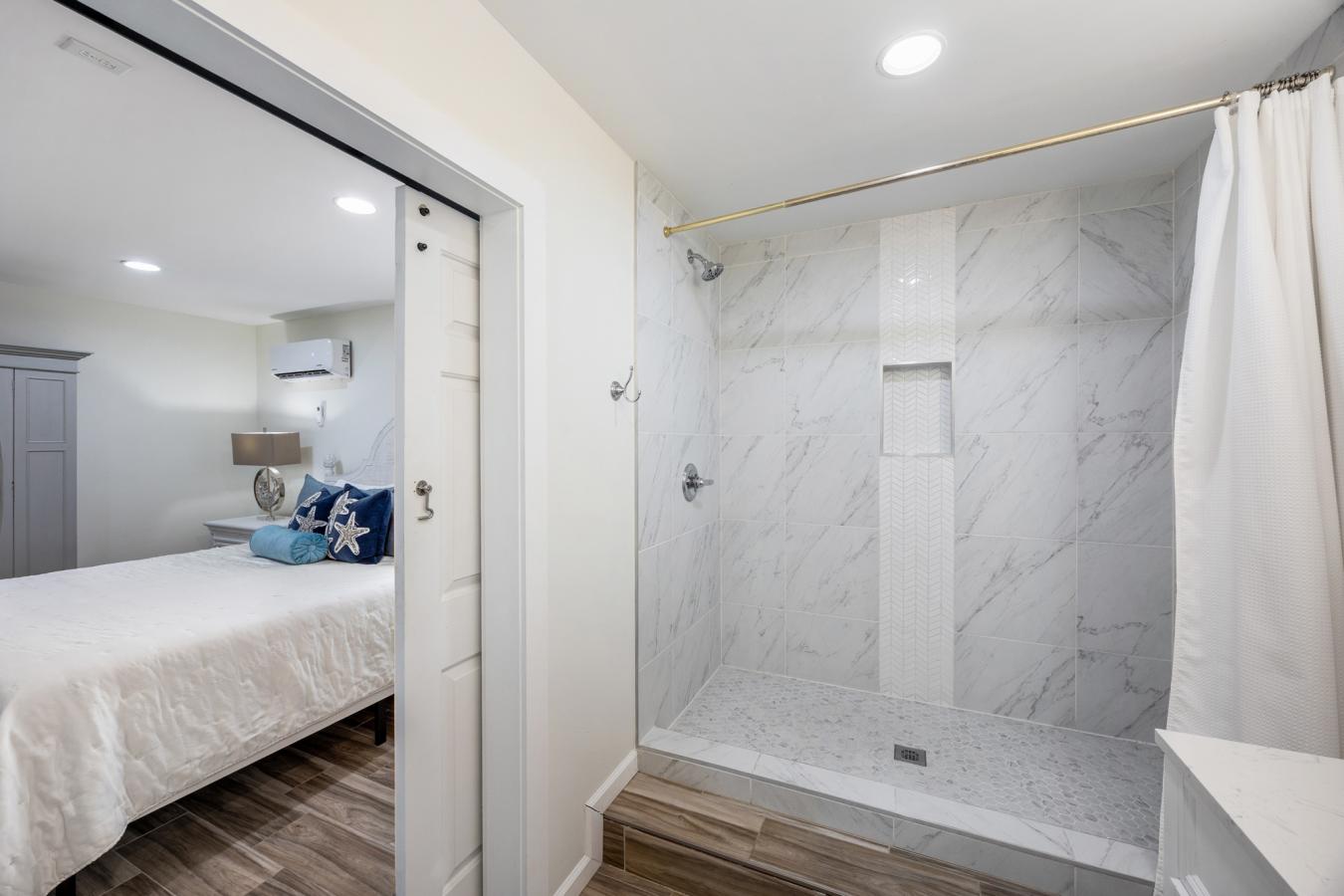 Destin, Okaloosa, 32541, United States, 3 Bedrooms Bedrooms, ,3 BathroomsBathrooms,Residential,For Sale,1946821