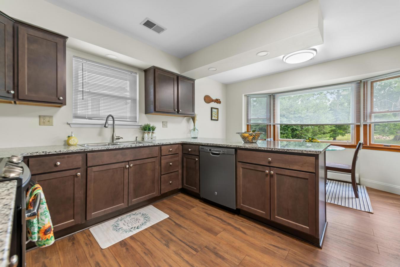 28771 Brooke Circle, Grosse Ile, Wayne, 48138, United States, 5 Bedrooms Bedrooms, ,2 BathroomsBathrooms,Residential,For Sale,28771 Brooke Circle,219073