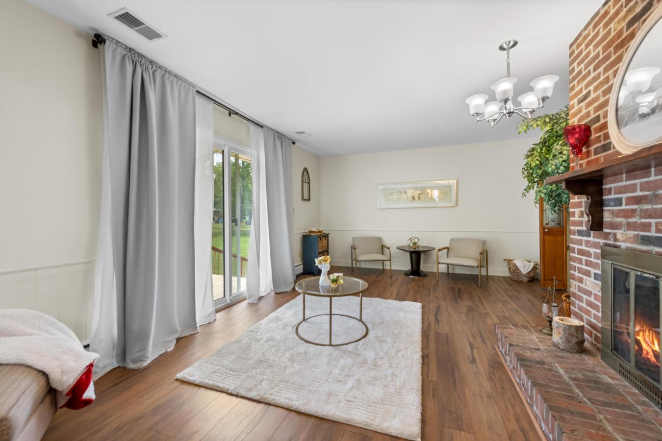 28771 Brooke Circle, Grosse Ile, Wayne, 48138, United States, 5 Bedrooms Bedrooms, ,2 BathroomsBathrooms,Residential,For Sale,28771 Brooke Circle,219073