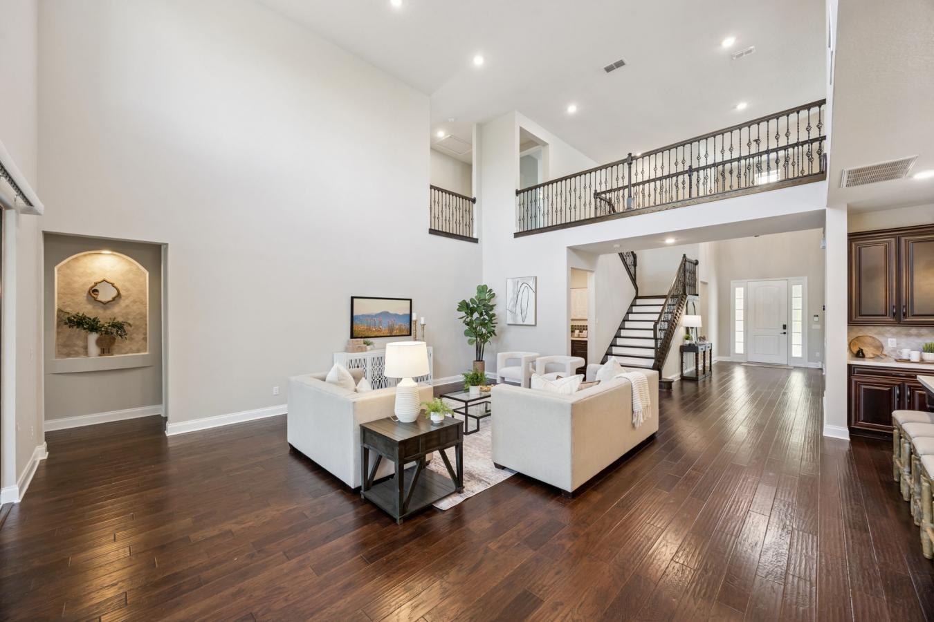 Windermere, Orange, 34786, United States, 5 Bedrooms Bedrooms, ,4 BathroomsBathrooms,Residential,For Sale,1951986