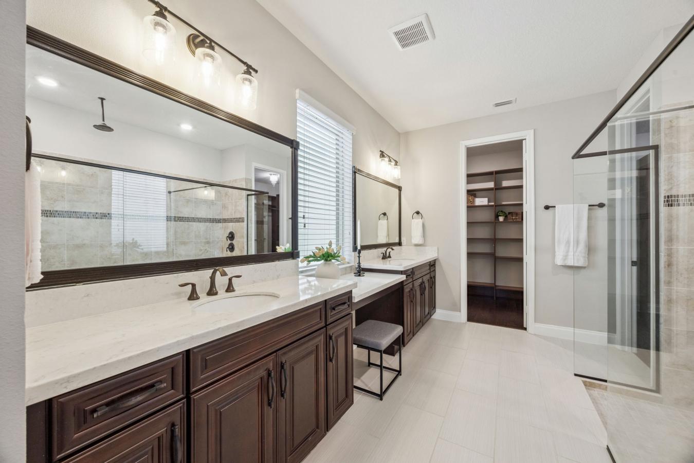 Windermere, Orange, 34786, United States, 5 Bedrooms Bedrooms, ,4 BathroomsBathrooms,Residential,For Sale,1951986