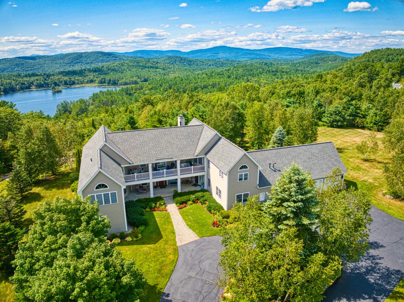 Sunapee, New Hampshire, 03782, United States, 4 Bedrooms Bedrooms, ,4 BathroomsBathrooms,Residential,For Sale,1946818