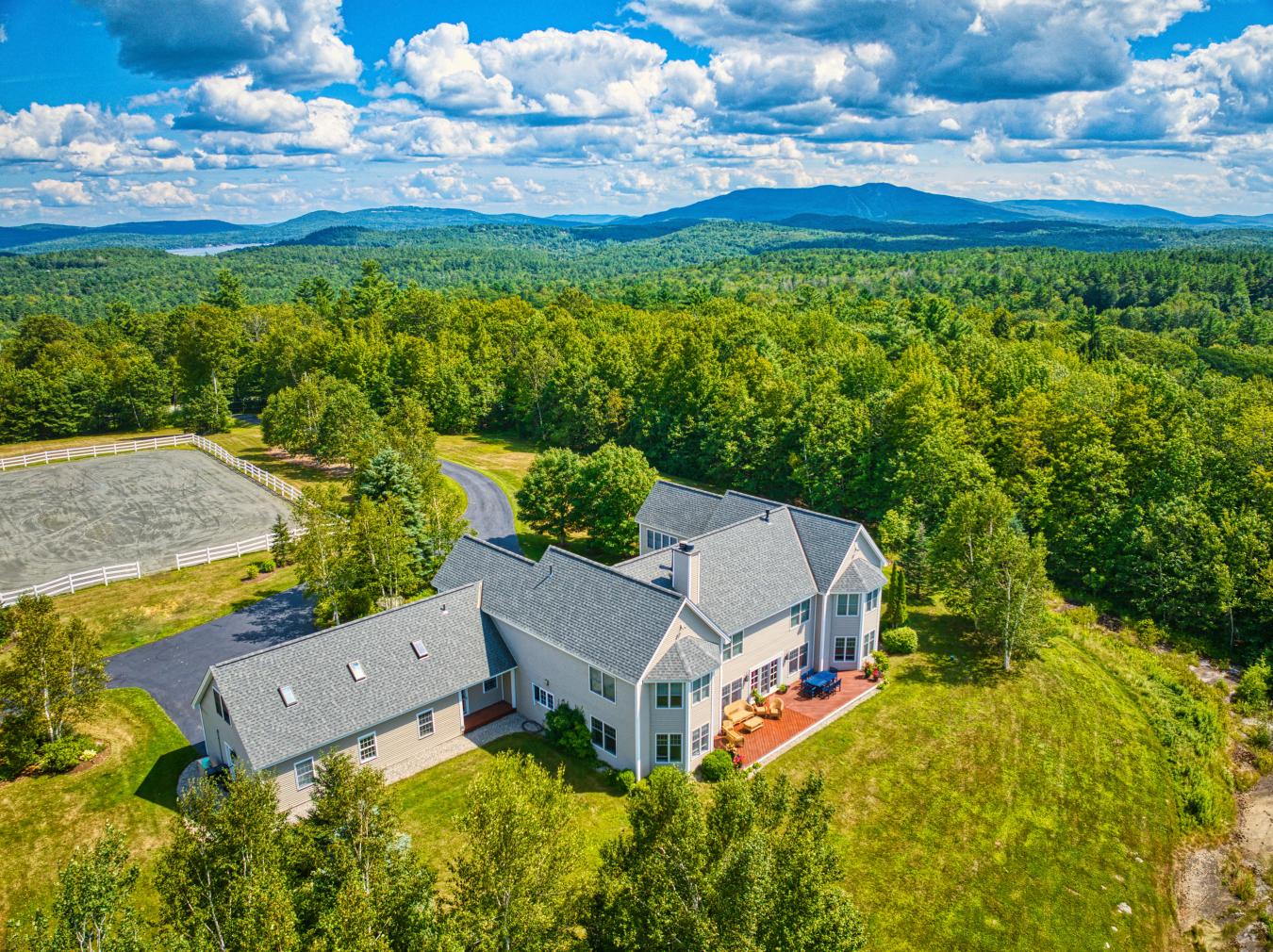 Sunapee, New Hampshire, 03782, United States, 4 Bedrooms Bedrooms, ,4 BathroomsBathrooms,Residential,For Sale,1946818