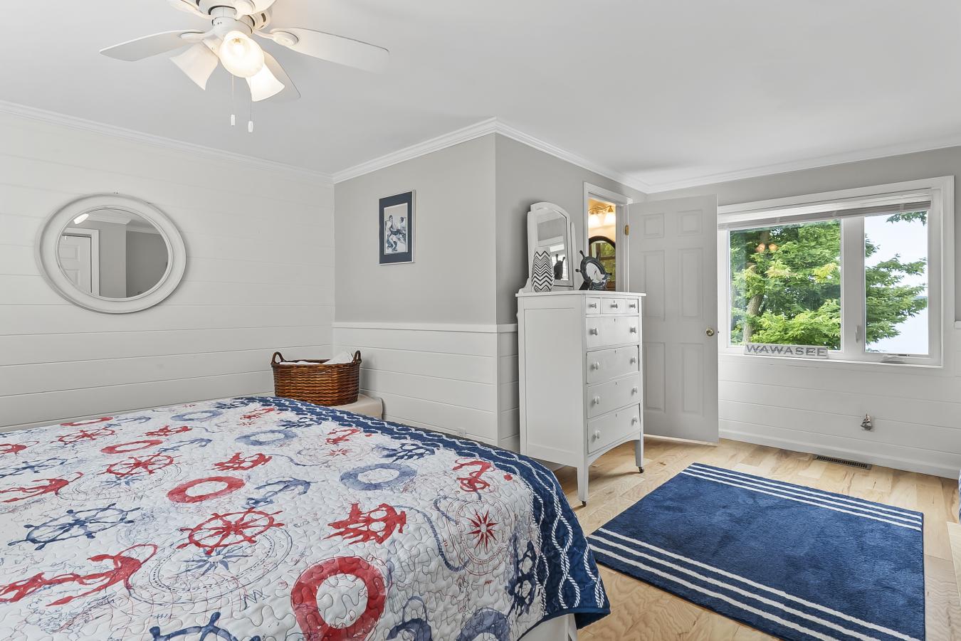 Syracuse, Indiana, 46567, United States, 5 Bedrooms Bedrooms, ,3 BathroomsBathrooms,Residential,For Sale,1951985