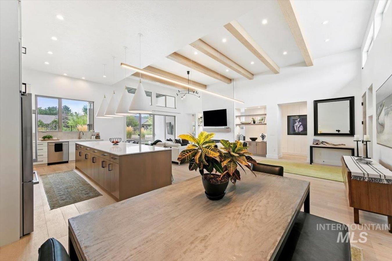 Meridian, Ada, 83642, United States, 3 Bedrooms Bedrooms, ,2 BathroomsBathrooms,Residential,For Sale,1951984