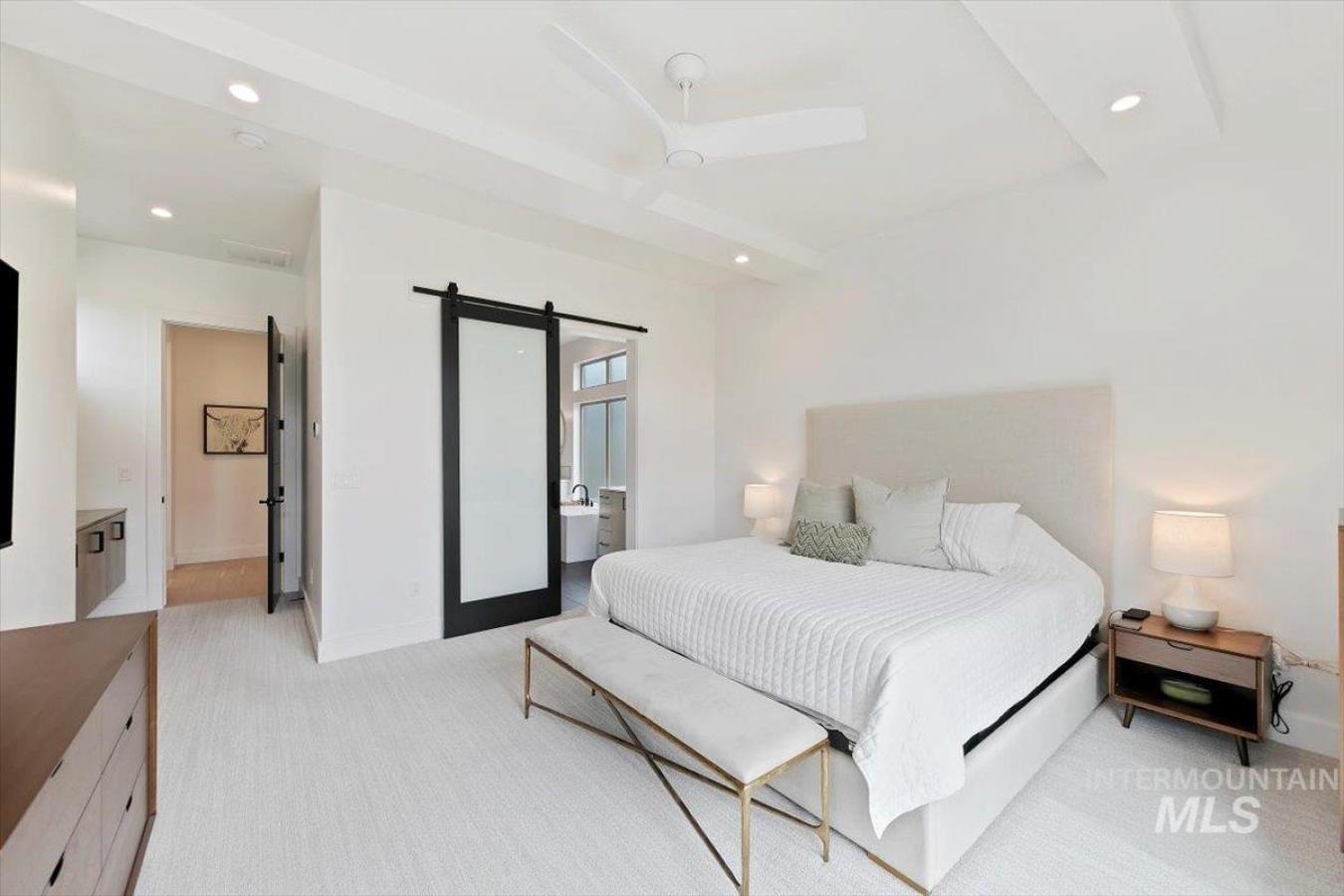 Meridian, Ada, 83642, United States, 3 Bedrooms Bedrooms, ,2 BathroomsBathrooms,Residential,For Sale,1951984