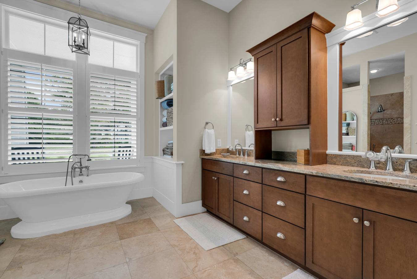 Bluffton, Beaufort, 29910, United States, 4 Bedrooms Bedrooms, ,4 BathroomsBathrooms,Residential,For Sale,1953217