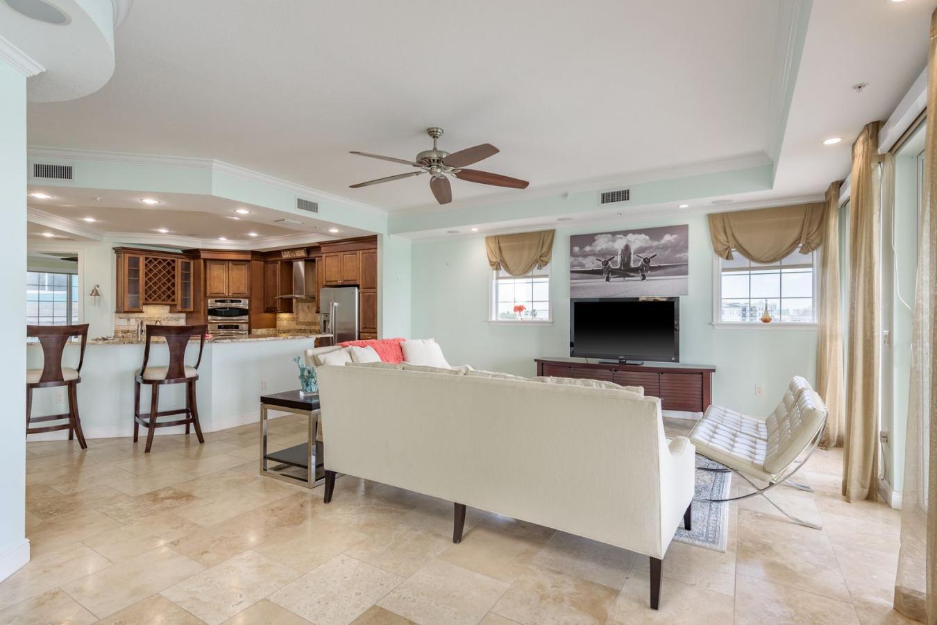 Clearwater Beach, Florida, 33767, United States, 3 Bedrooms Bedrooms, ,3 BathroomsBathrooms,Residential,For Sale,1946817