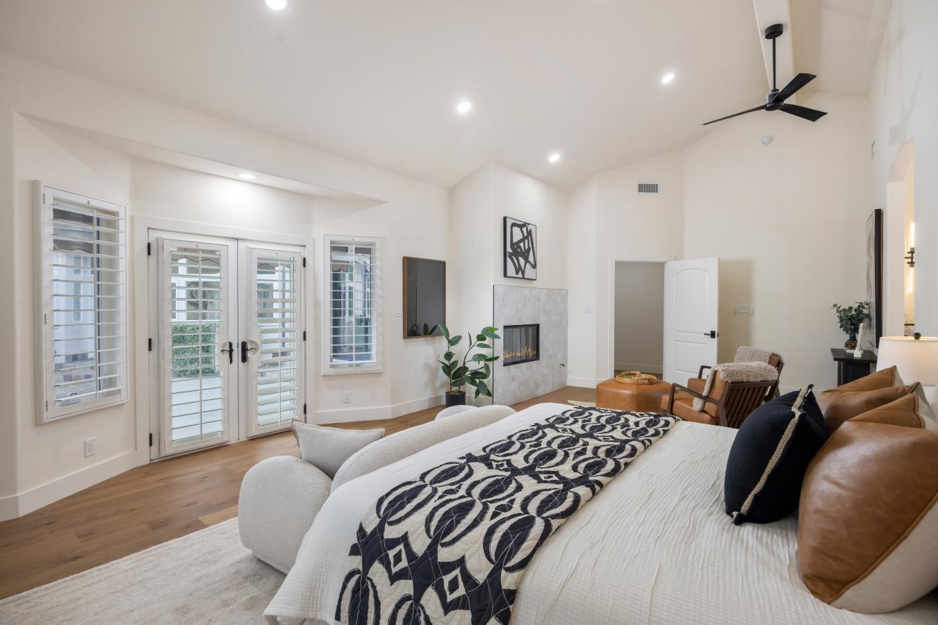 Long Beach, California, 90808, United States, 5 Bedrooms Bedrooms, ,4 BathroomsBathrooms,Residential,For Sale,1951982