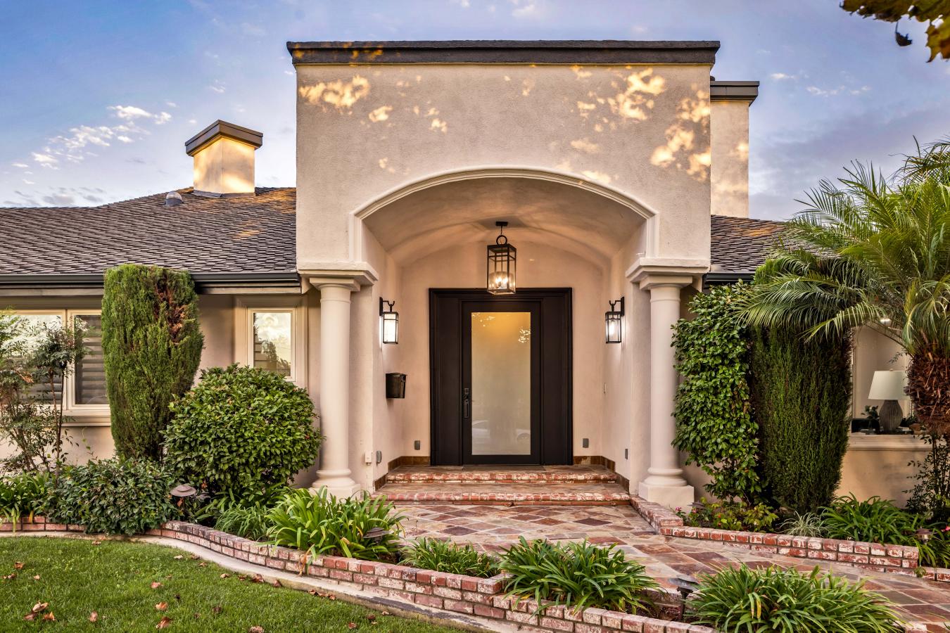 Long Beach, California, 90808, United States, 5 Bedrooms Bedrooms, ,4 BathroomsBathrooms,Residential,For Sale,1951982