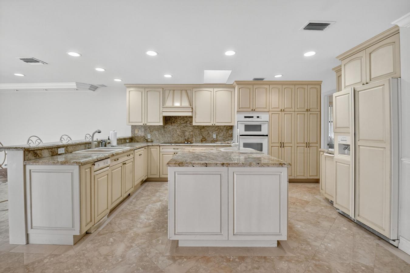 Boca Raton, Florida, 33433, United States, 3 Bedrooms Bedrooms, ,2 BathroomsBathrooms,Residential,For Sale,1946816