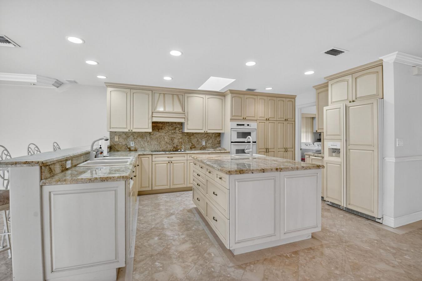 Boca Raton, Florida, 33433, United States, 3 Bedrooms Bedrooms, ,2 BathroomsBathrooms,Residential,For Sale,1946816