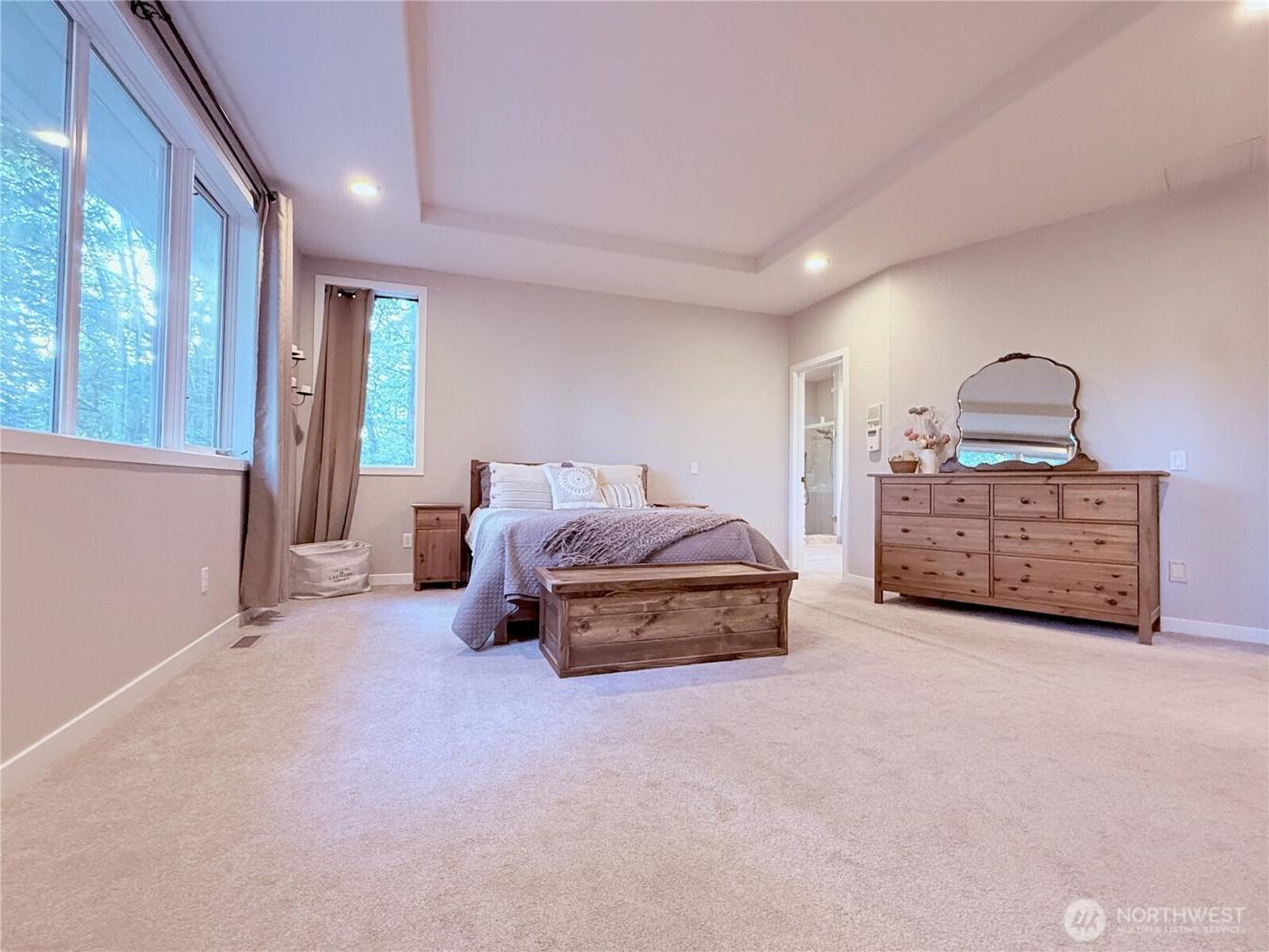 Issaquah, King, 98027, United States, 4 Bedrooms Bedrooms, ,3 BathroomsBathrooms,Residential,For Sale,1951978