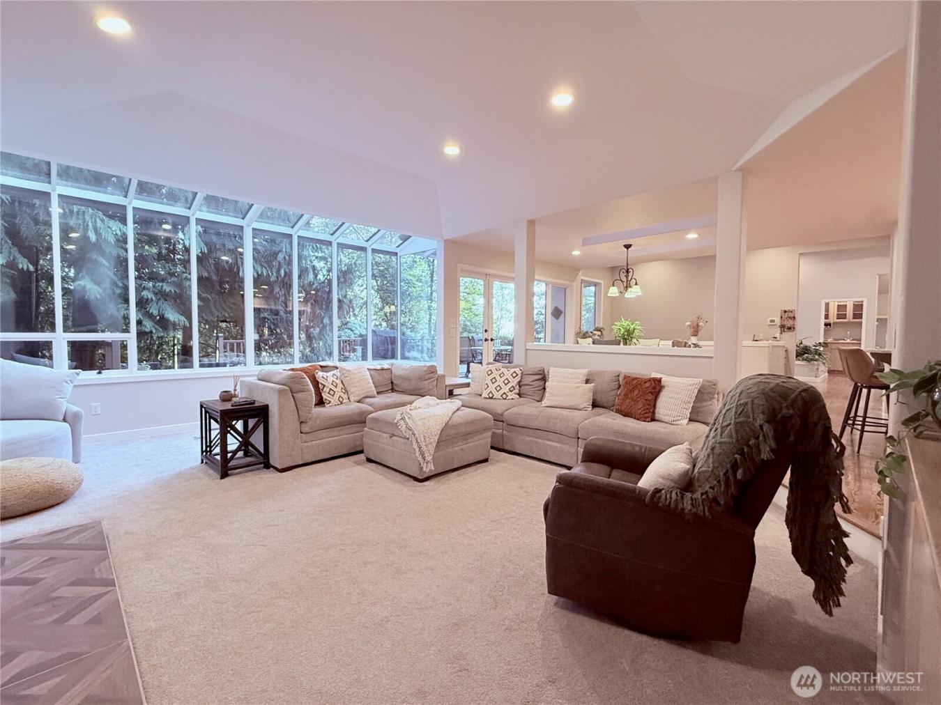 Issaquah, King, 98027, United States, 4 Bedrooms Bedrooms, ,3 BathroomsBathrooms,Residential,For Sale,1951978