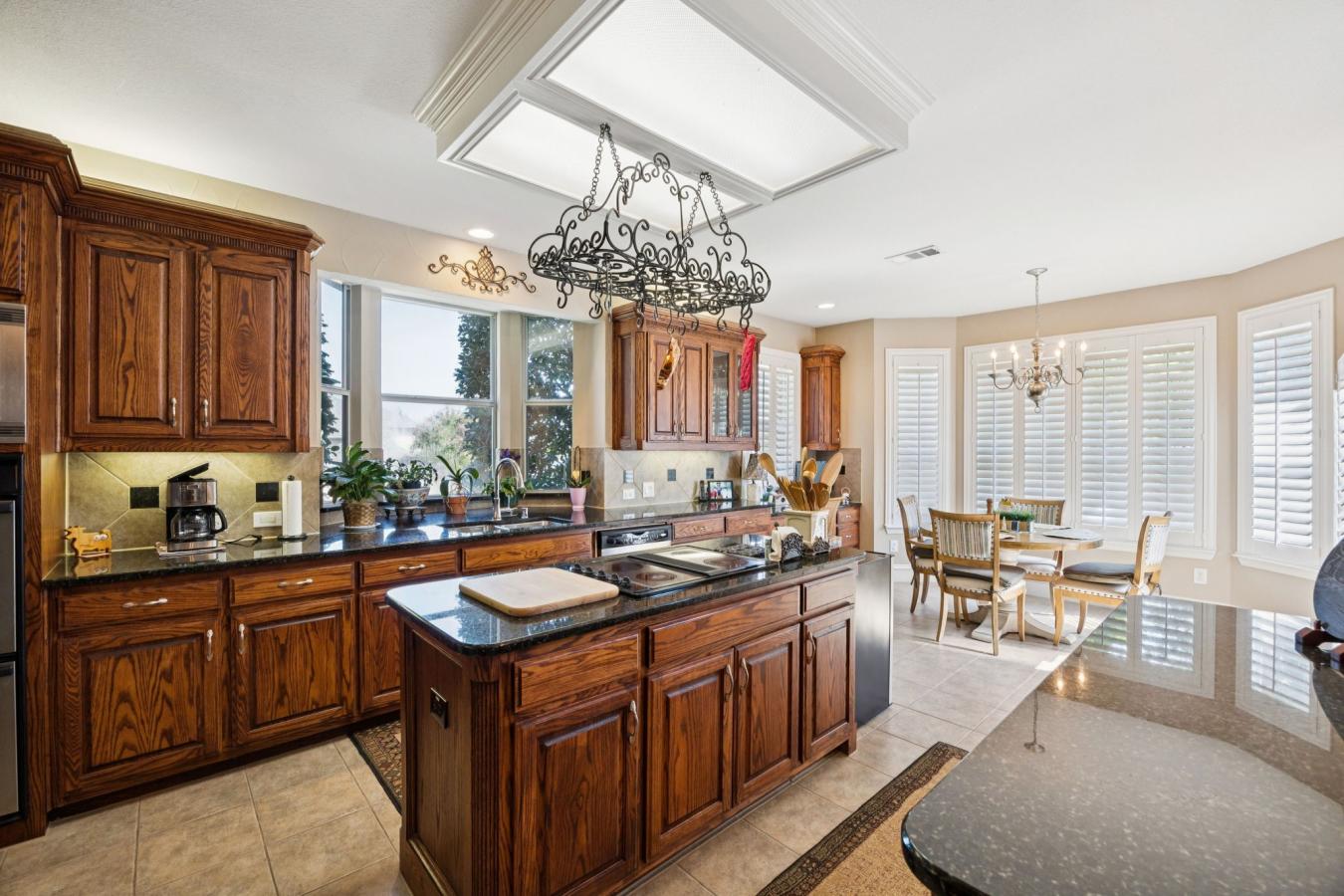 Rockwall, Rockwall, 75087, United States, 4 Bedrooms Bedrooms, ,4 BathroomsBathrooms,Residential,For Sale,1951977