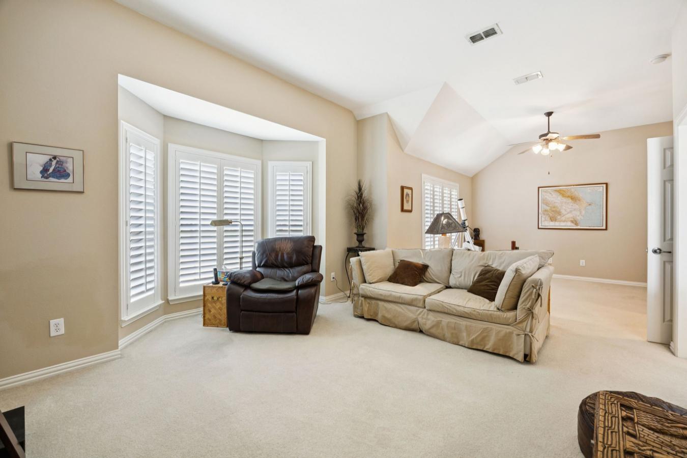 Rockwall, Rockwall, 75087, United States, 4 Bedrooms Bedrooms, ,4 BathroomsBathrooms,Residential,For Sale,1951977