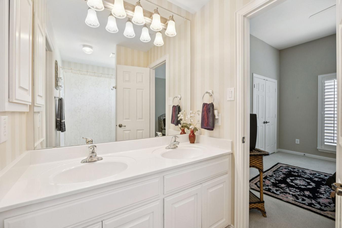 Rockwall, Rockwall, 75087, United States, 4 Bedrooms Bedrooms, ,4 BathroomsBathrooms,Residential,For Sale,1951977