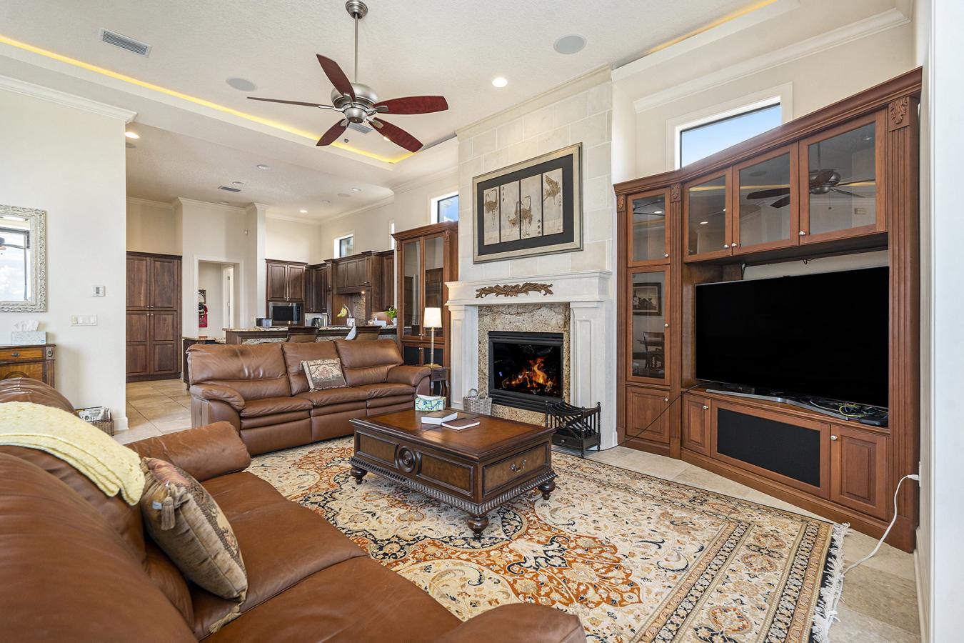 TAMPA, Hillsborough, 33615, United States, 4 Bedrooms Bedrooms, ,4 BathroomsBathrooms,Residential,For Sale,1951975