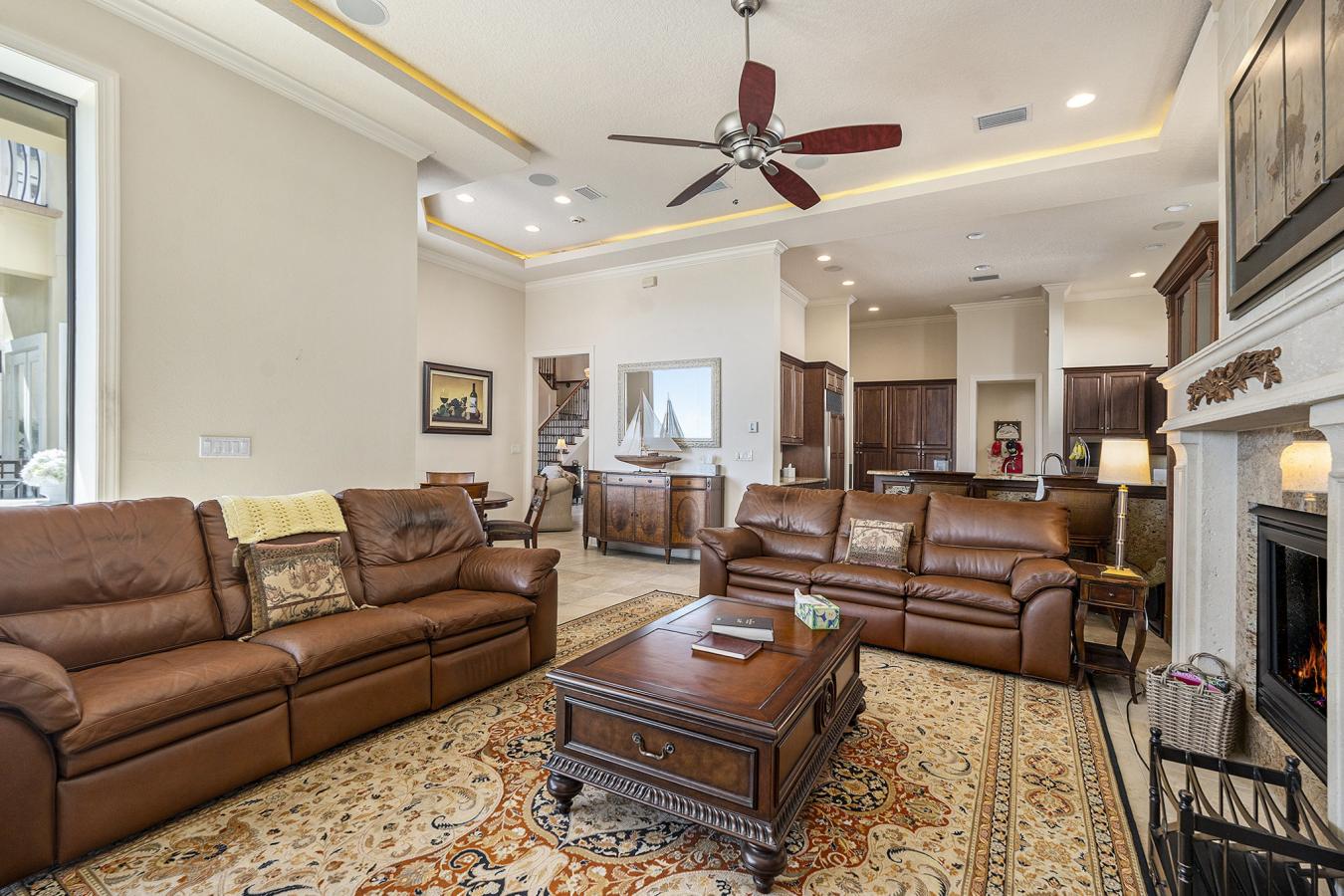 TAMPA, Hillsborough, 33615, United States, 4 Bedrooms Bedrooms, ,4 BathroomsBathrooms,Residential,For Sale,1951975