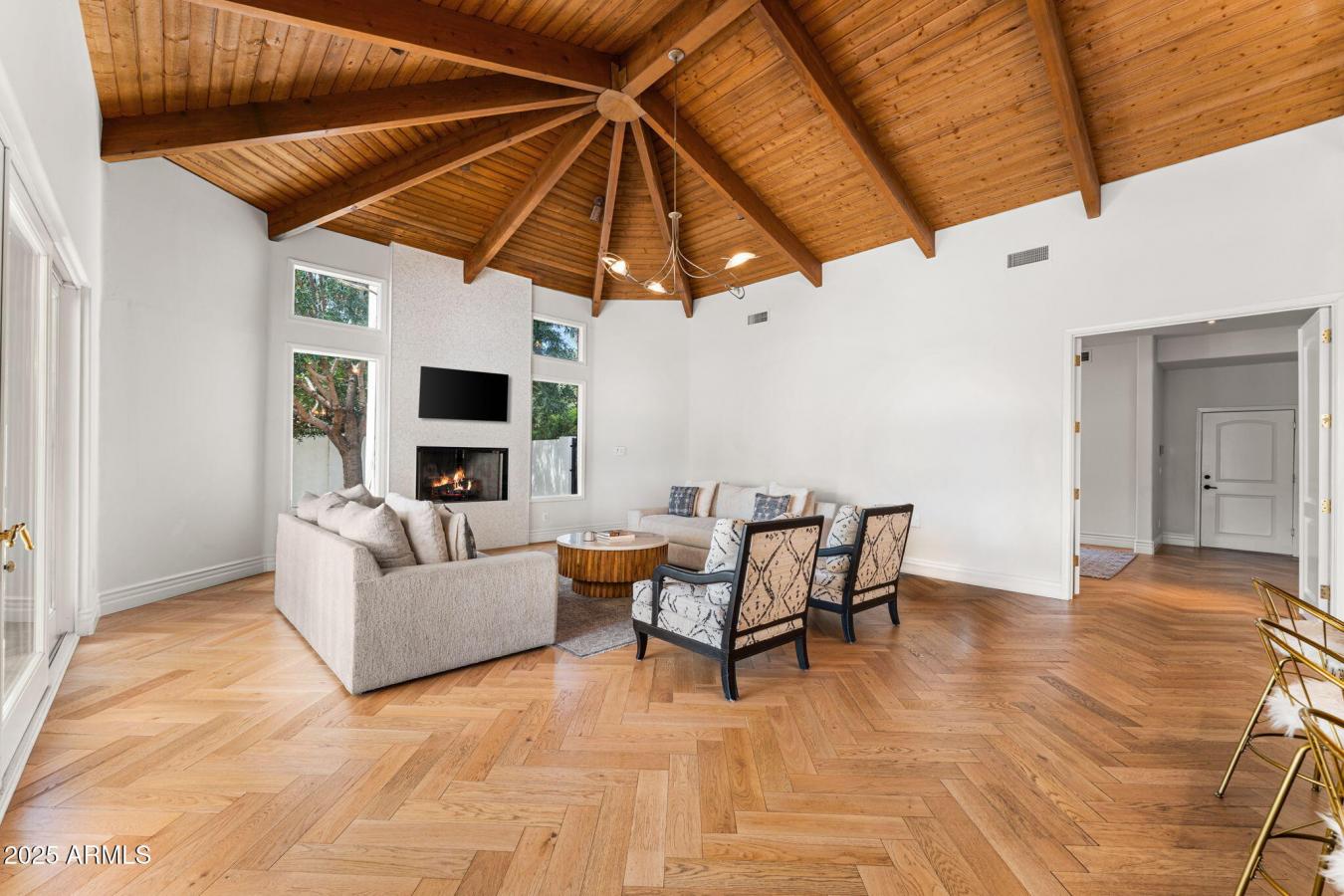 Scottsdale, Maricopa, 85250, United States, 5 Bedrooms Bedrooms, ,4 BathroomsBathrooms,Residential,For Sale,1951973