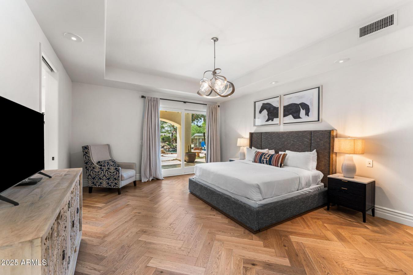 Scottsdale, Maricopa, 85250, United States, 5 Bedrooms Bedrooms, ,4 BathroomsBathrooms,Residential,For Sale,1951973