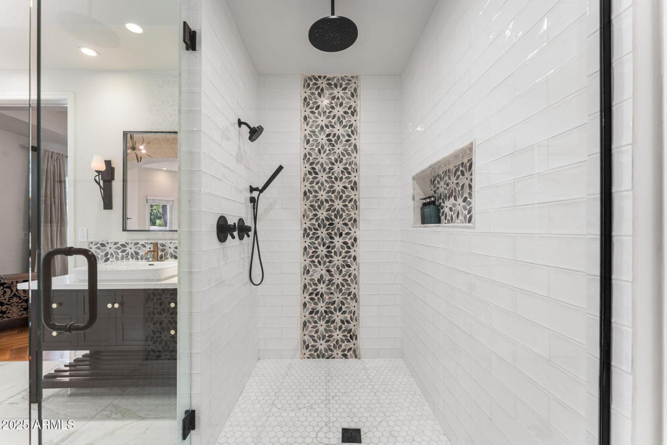 Scottsdale, Maricopa, 85250, United States, 5 Bedrooms Bedrooms, ,4 BathroomsBathrooms,Residential,For Sale,1951973