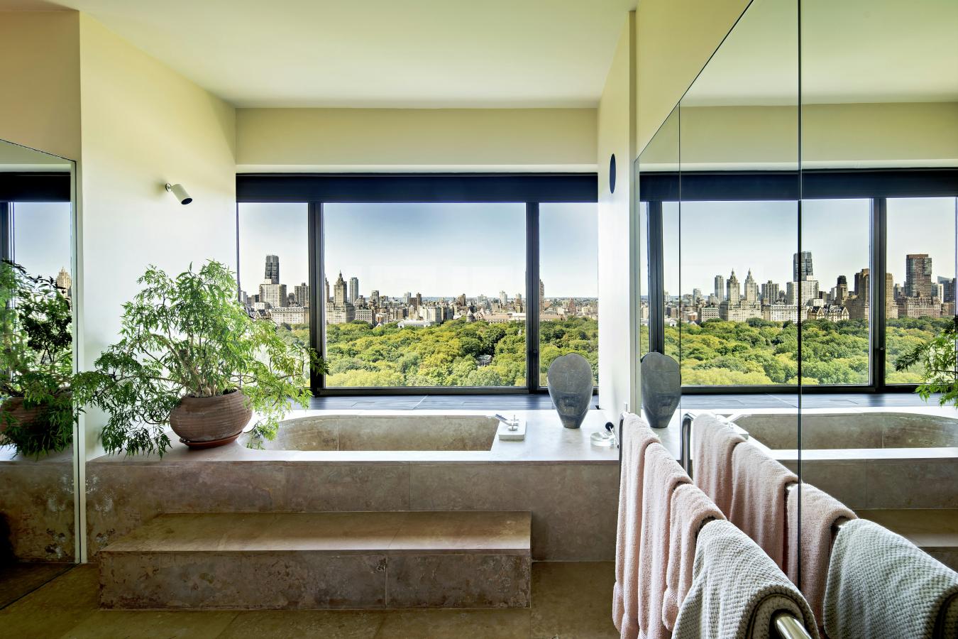 New York, New York, 10075, United States, 4 Bedrooms Bedrooms, ,6 BathroomsBathrooms,Residential,For Sale,1951972