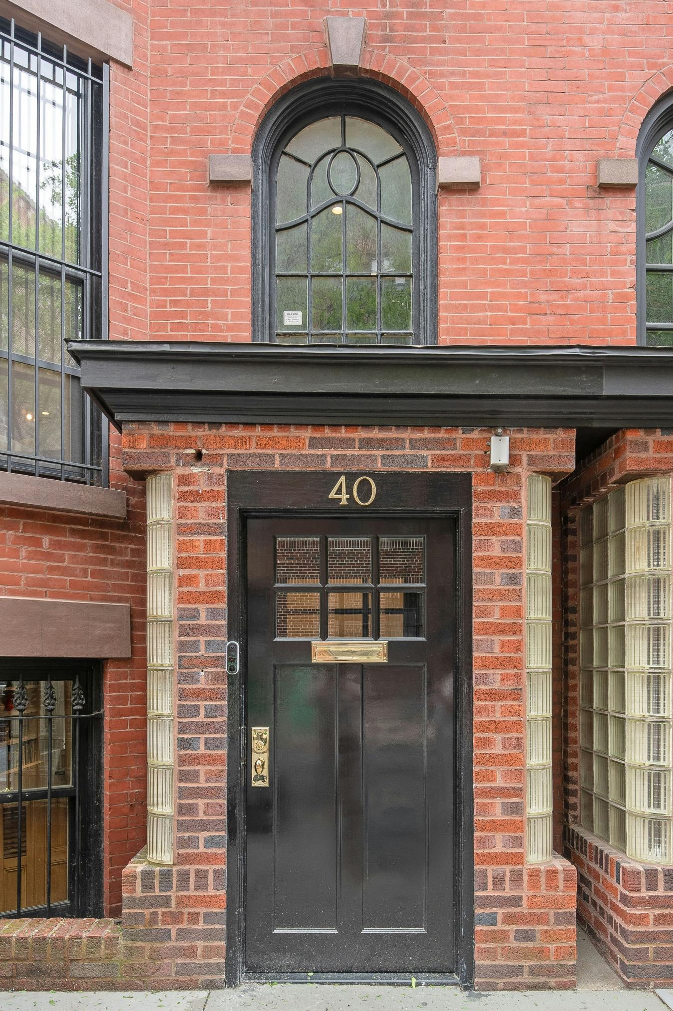 Brooklyn Heights, New York, 11201, United States, 5 Bedrooms Bedrooms, ,3 BathroomsBathrooms,Residential,For Sale,1951971