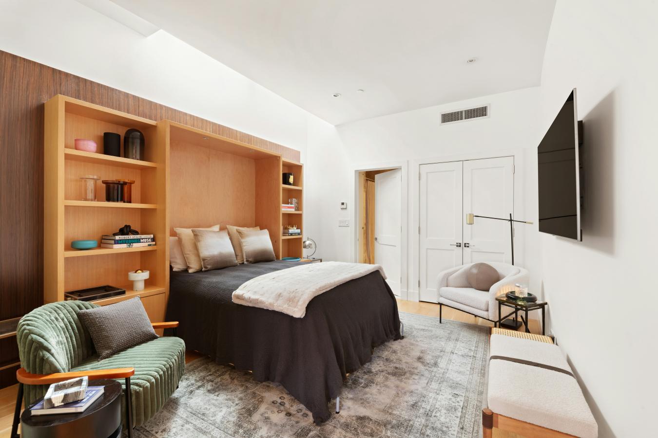 Flatiron, New York, 10003, United States, 3 Bedrooms Bedrooms, ,3 BathroomsBathrooms,Residential,For Sale,1962215