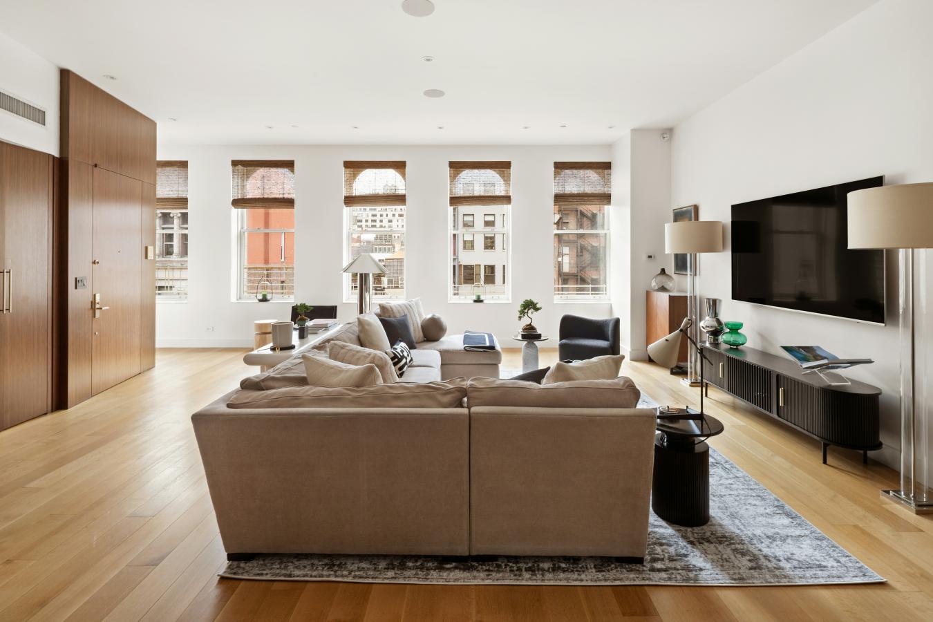 Flatiron, New York, 10003, United States, 3 Bedrooms Bedrooms, ,3 BathroomsBathrooms,Residential,For Sale,1962215