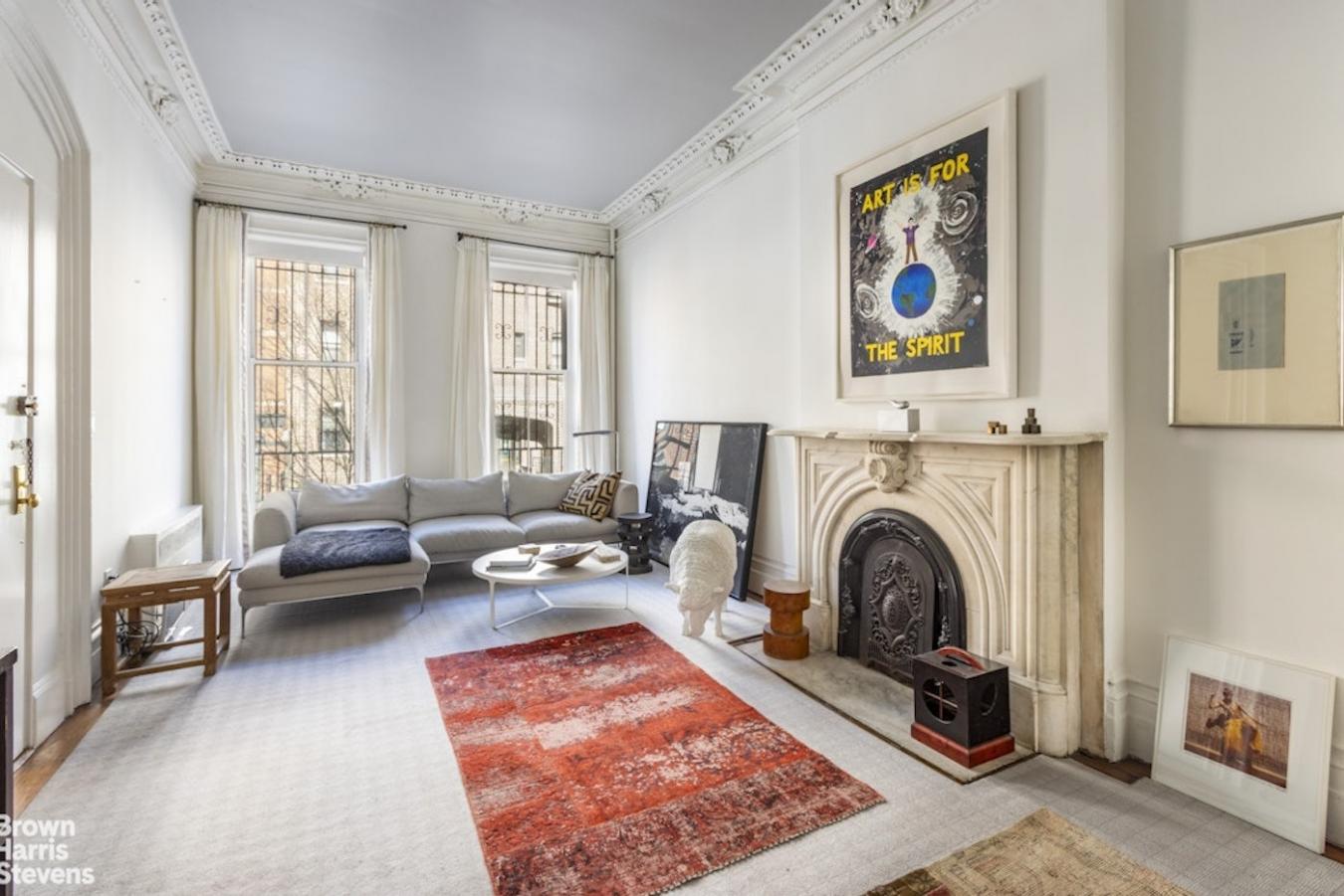 New York, New York, 10036, United States, 6 Bedrooms Bedrooms, ,6 BathroomsBathrooms,Residential,For Sale,1951966