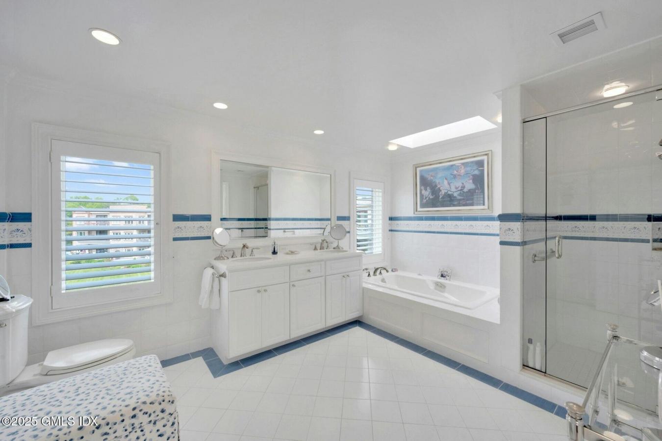 Greenwich, Connecticut, 06830, United States, 2 Bedrooms Bedrooms, ,3 BathroomsBathrooms,Residential,For Sale,1951963